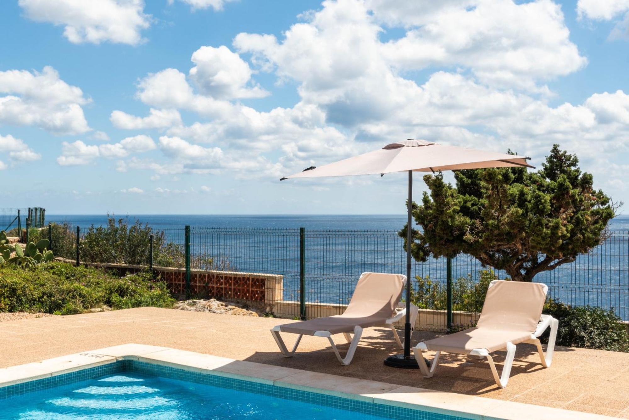 Villa Panorama Cala En Porter  الغرفة الصورة